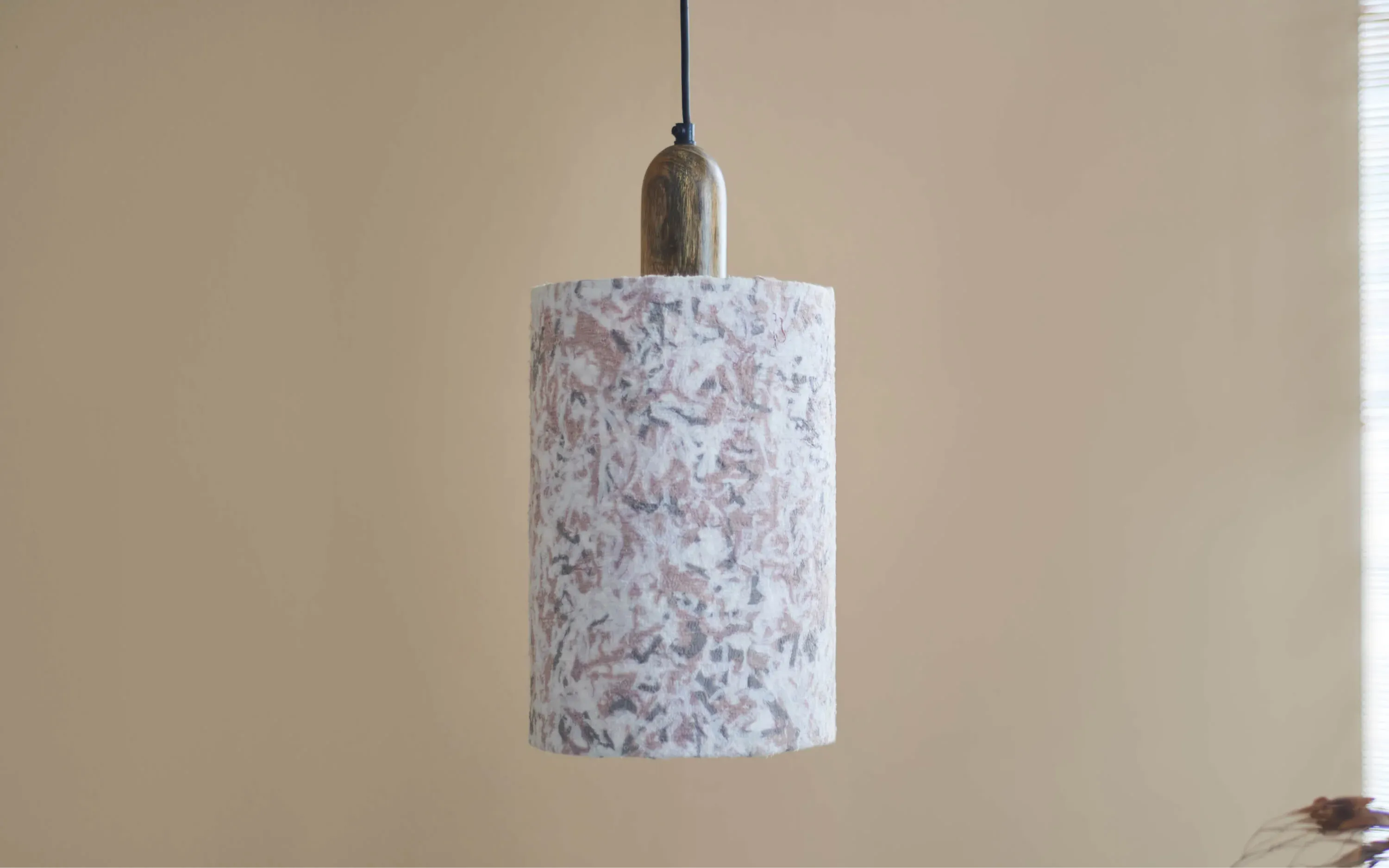 Flake Hanging Lamp Beige Tall