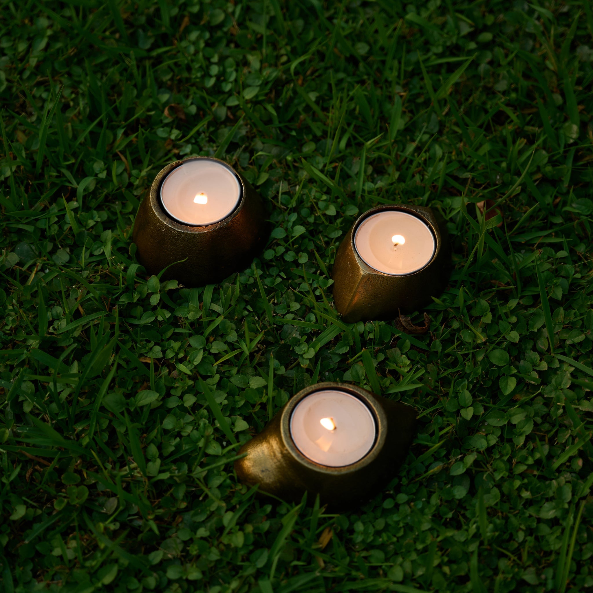 Leshya Tea Light Holder