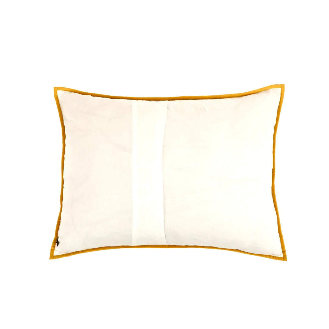 Caspian White Quilt With Sham Set