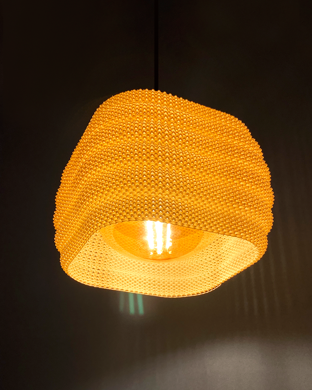 Daira Pendant Lamp