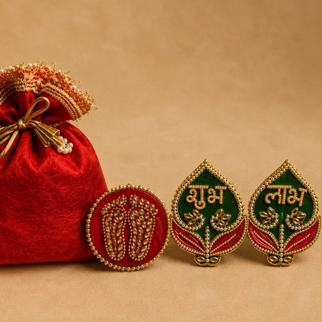 Ruby Glow Golden & White Festive Gift Basket