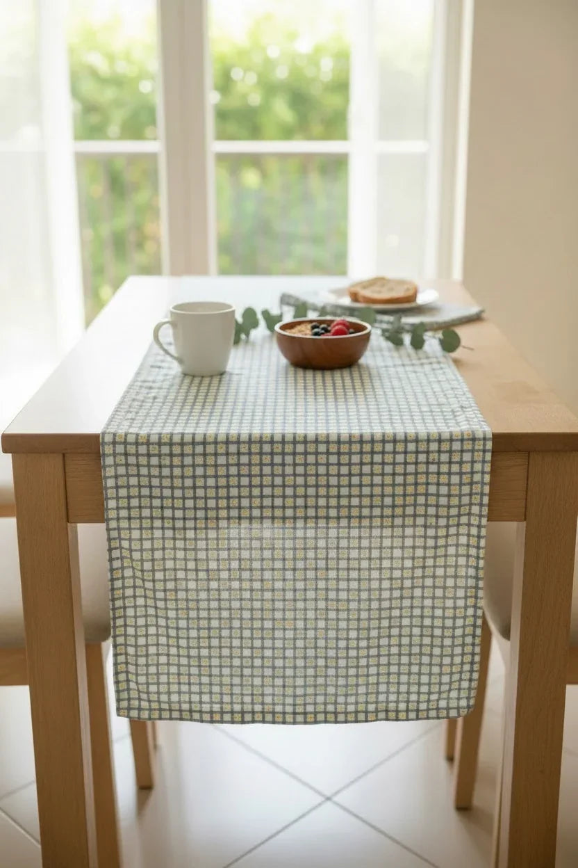 Picnic Sparks | Table Runner | Cotton