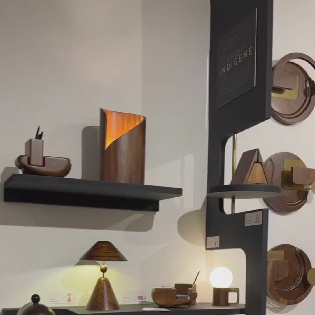 Load video: Traya Wall Light | Premium Wall Lamp for Home Decor