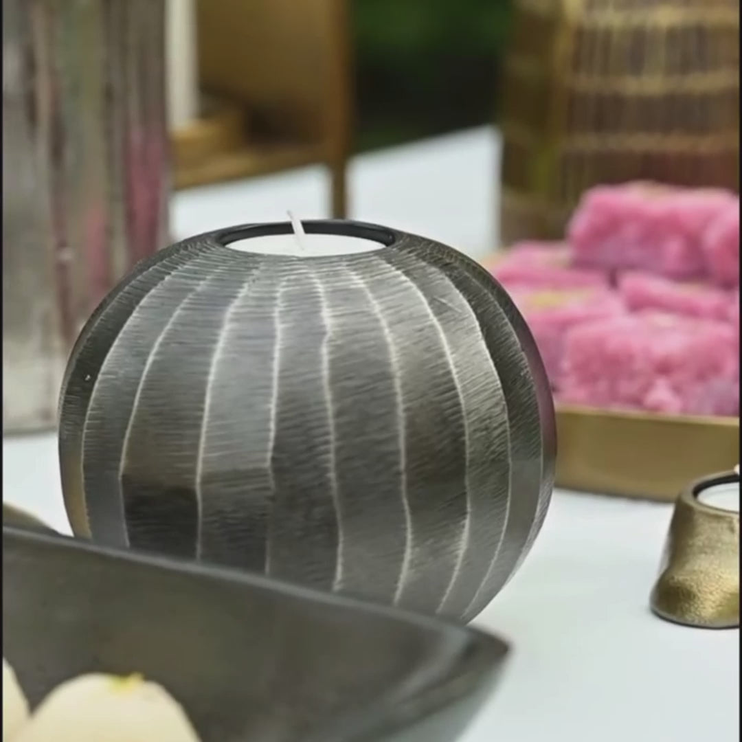 Load video: Stumah Tea Light Holder