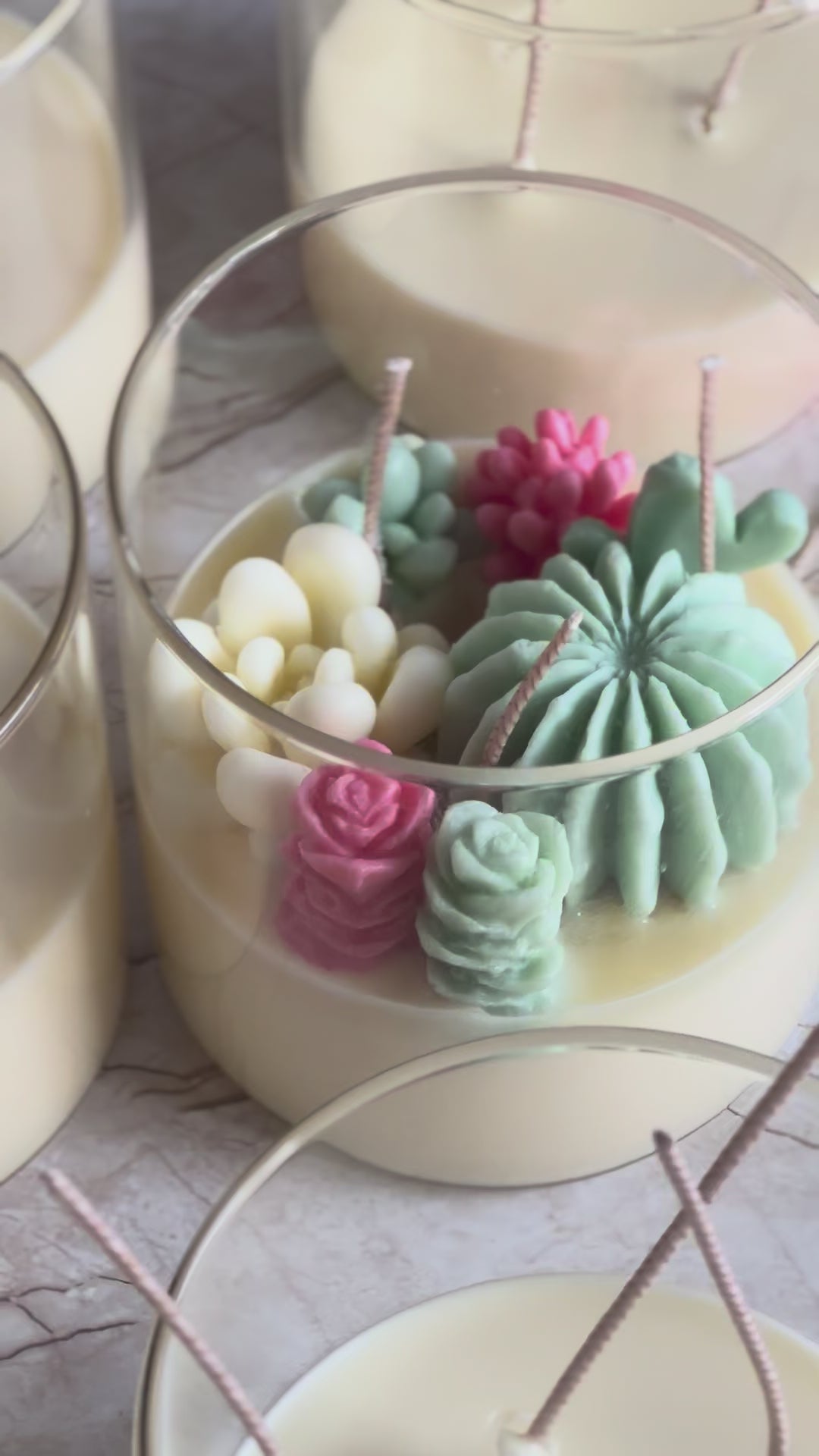 Load video: Succulent  Garden Candle