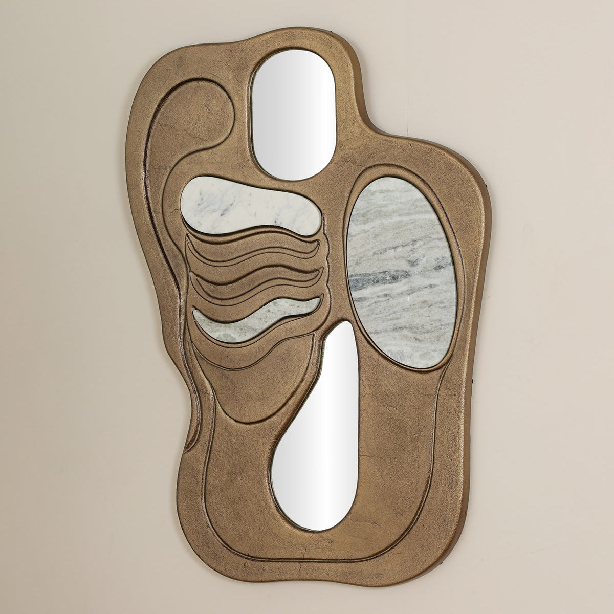 Travos Wall Decor