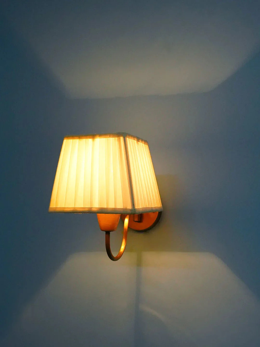 Gooseneck Brass Swivel Wall Sconce with White Pleated Square Fabric Shade