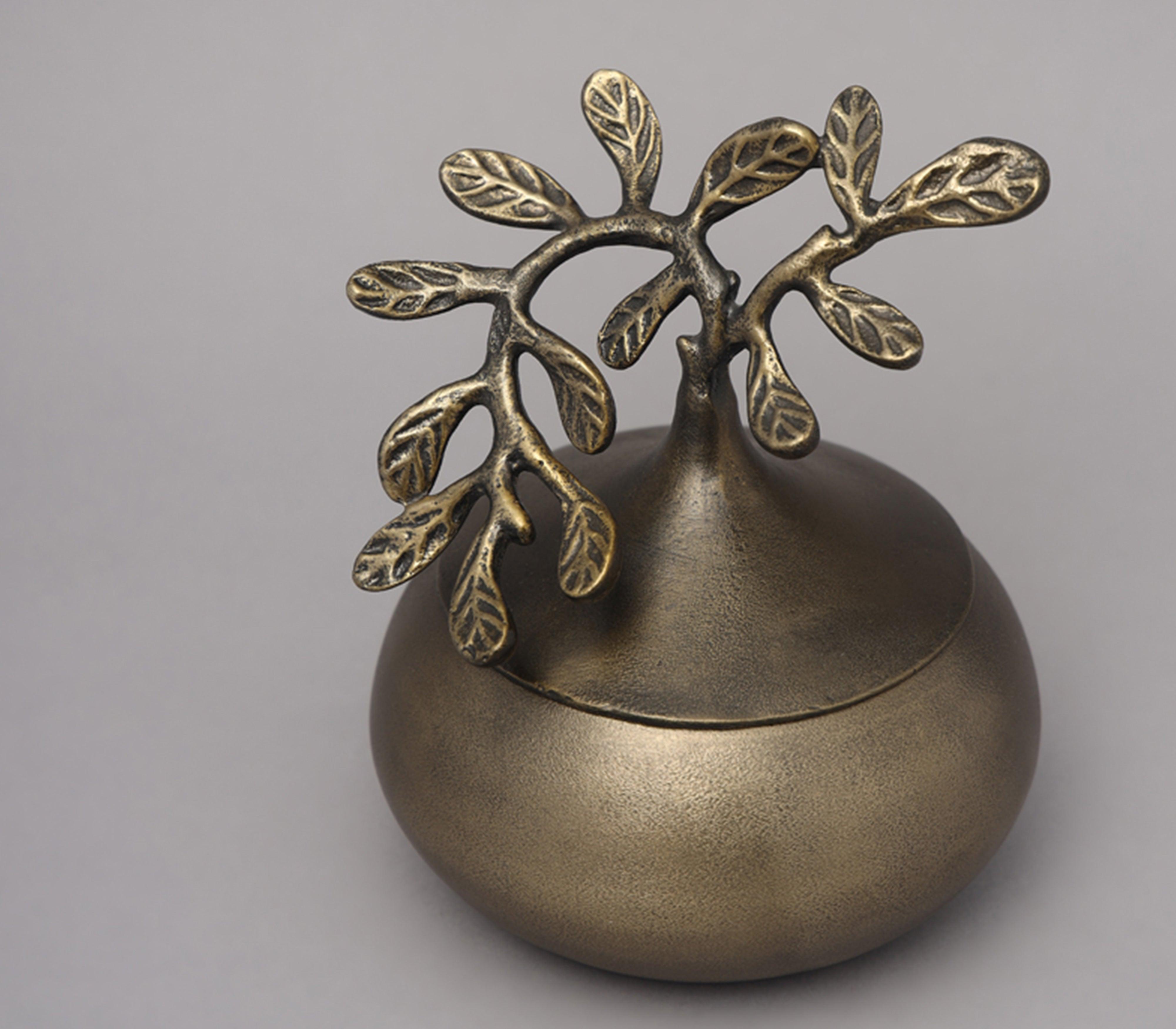 Essence of the Leaf Jar