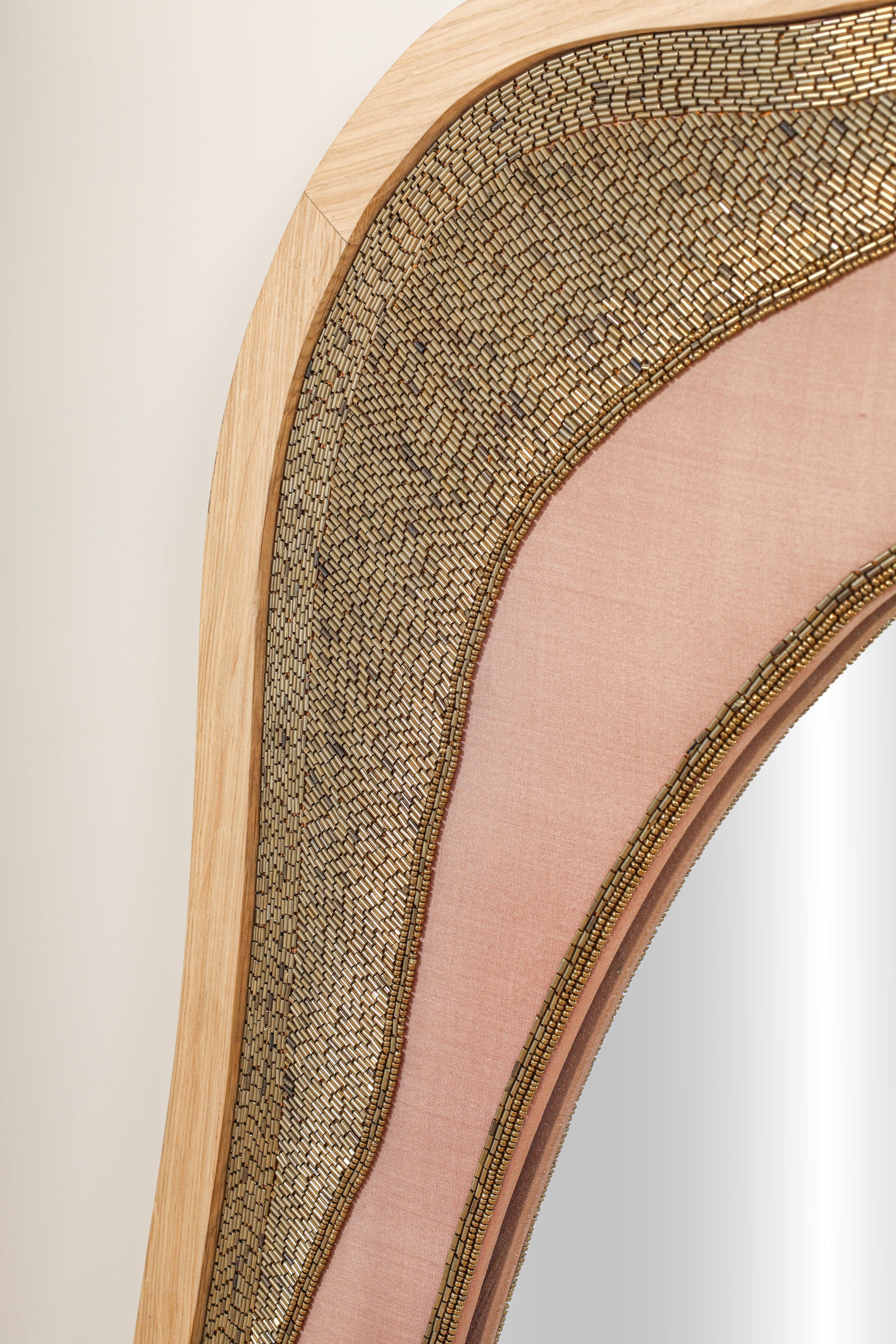 Naura Wall Mirror