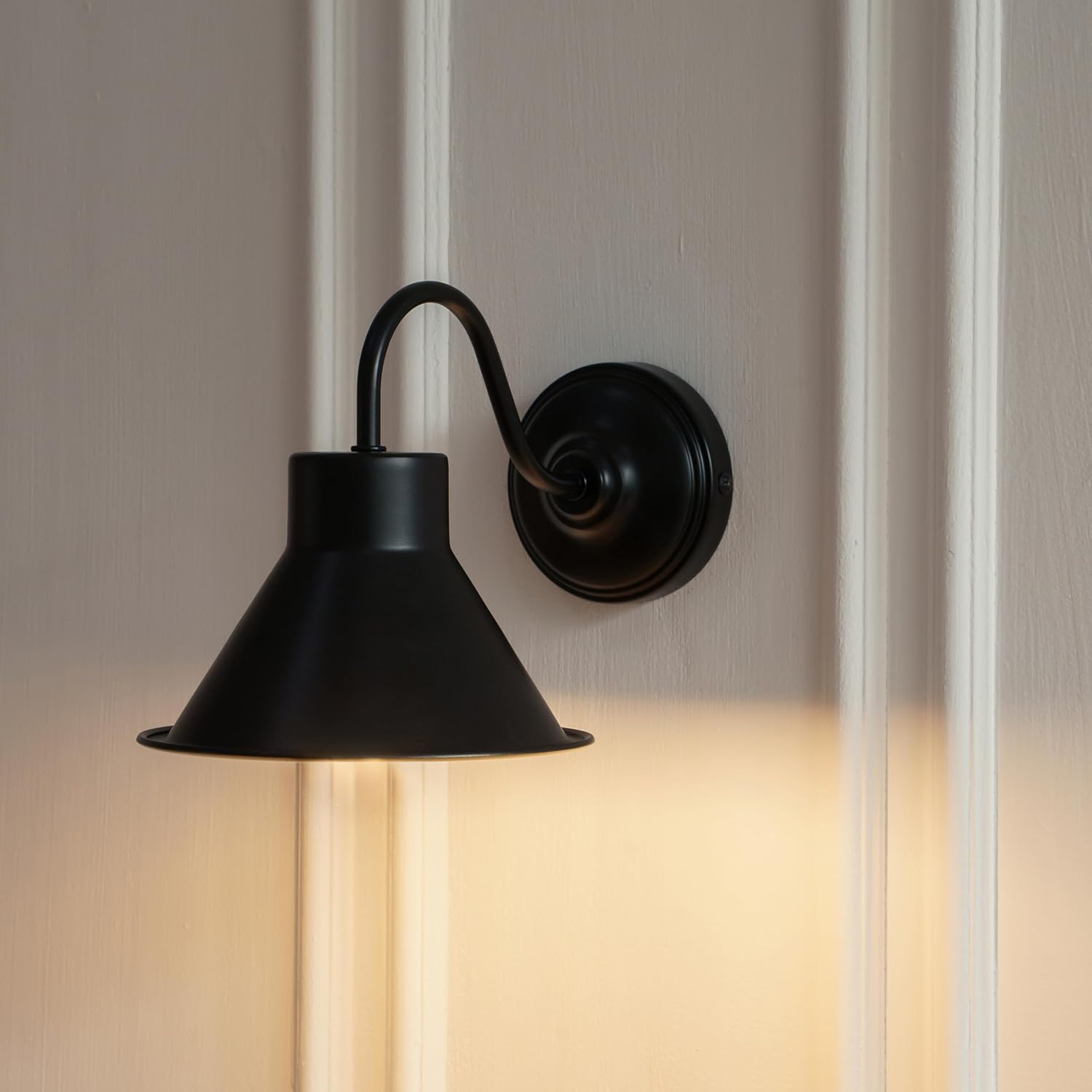 Vintage Industrial Wall Lamp Black Polished for Bedside, Living Room, Restaurants, Cafes & Hotel