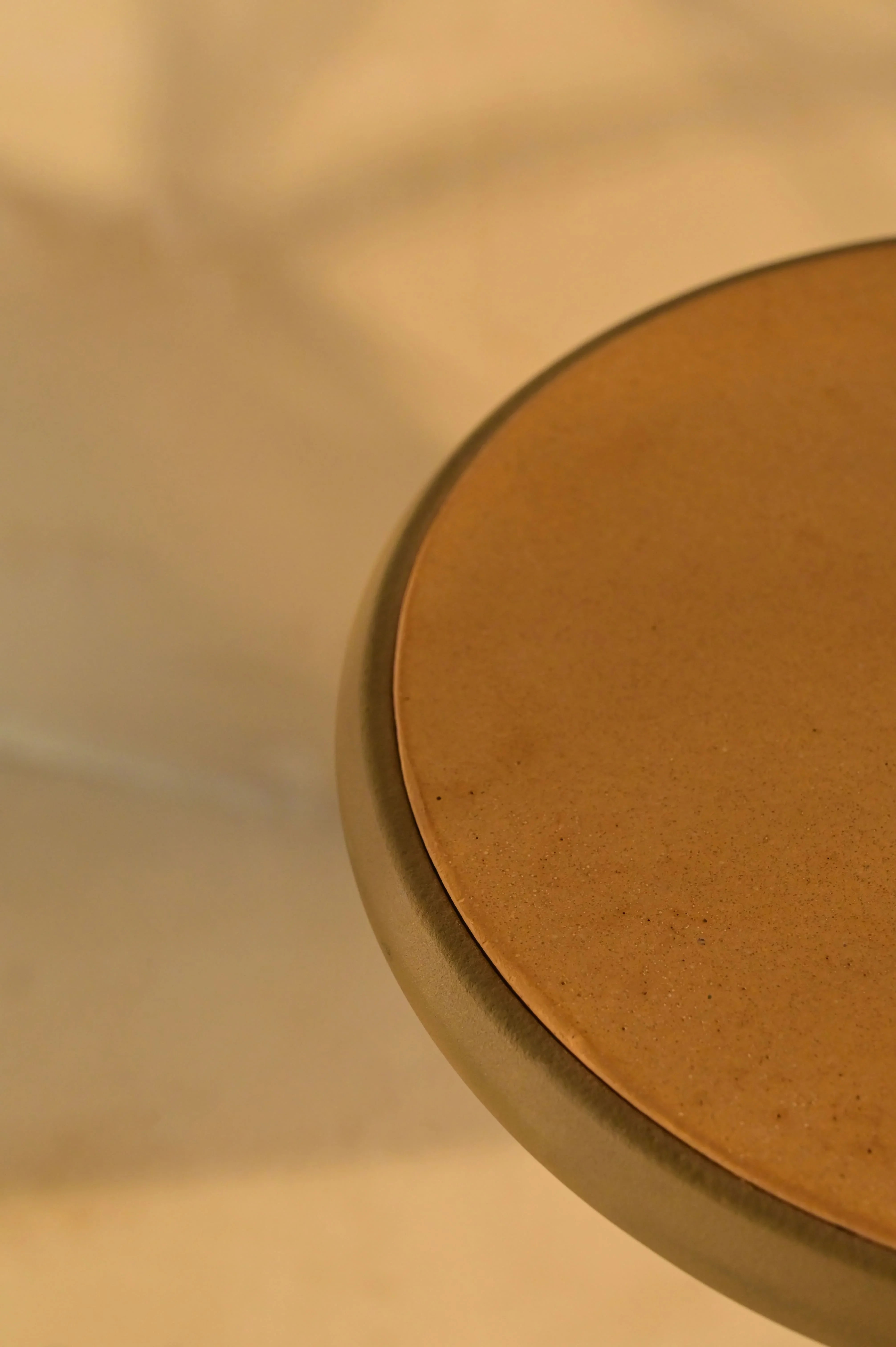 Tova Table | Aluminium