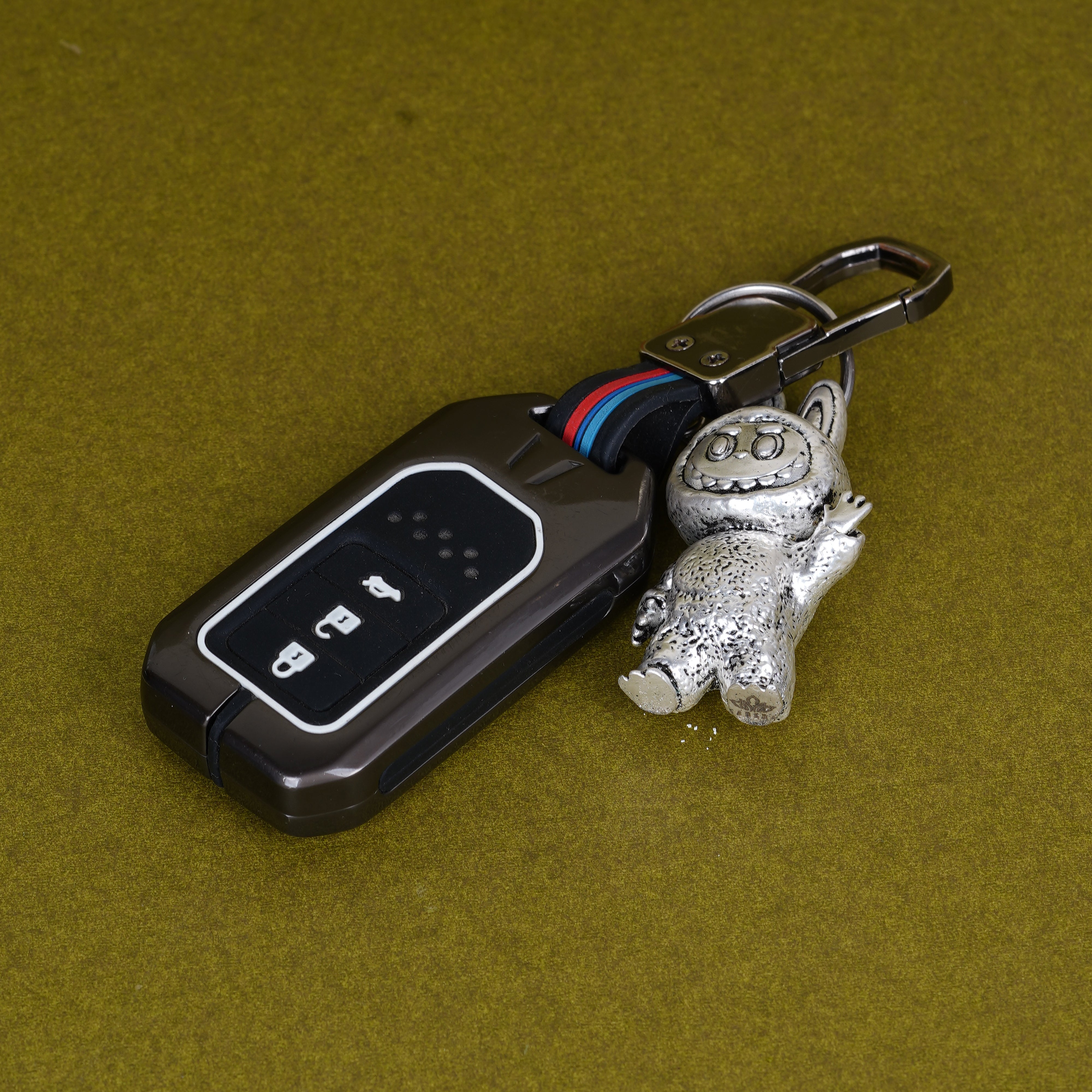 Elegant Labubu Silver-Plated 3D Keychain