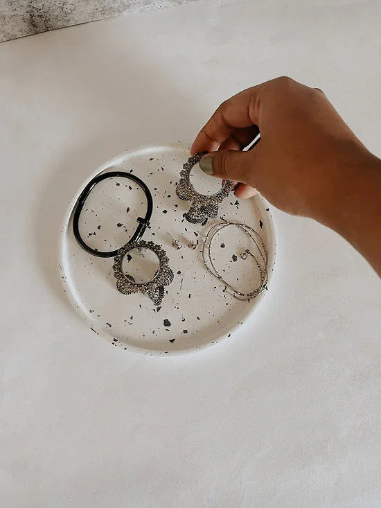 Circle Trinket | Concrete