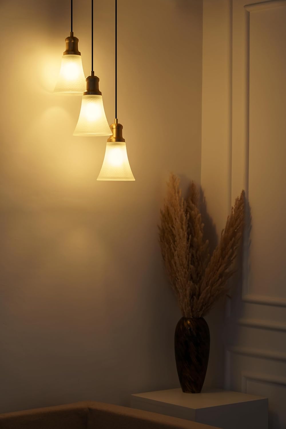 Triple Hanging Pendant Light Antique Brass Finish with Hammered Frost Glass for Living Room, Home Decoration