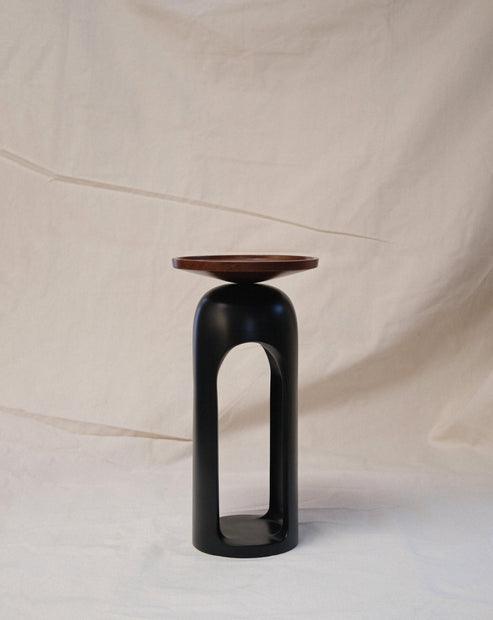 Vanta SIde Table