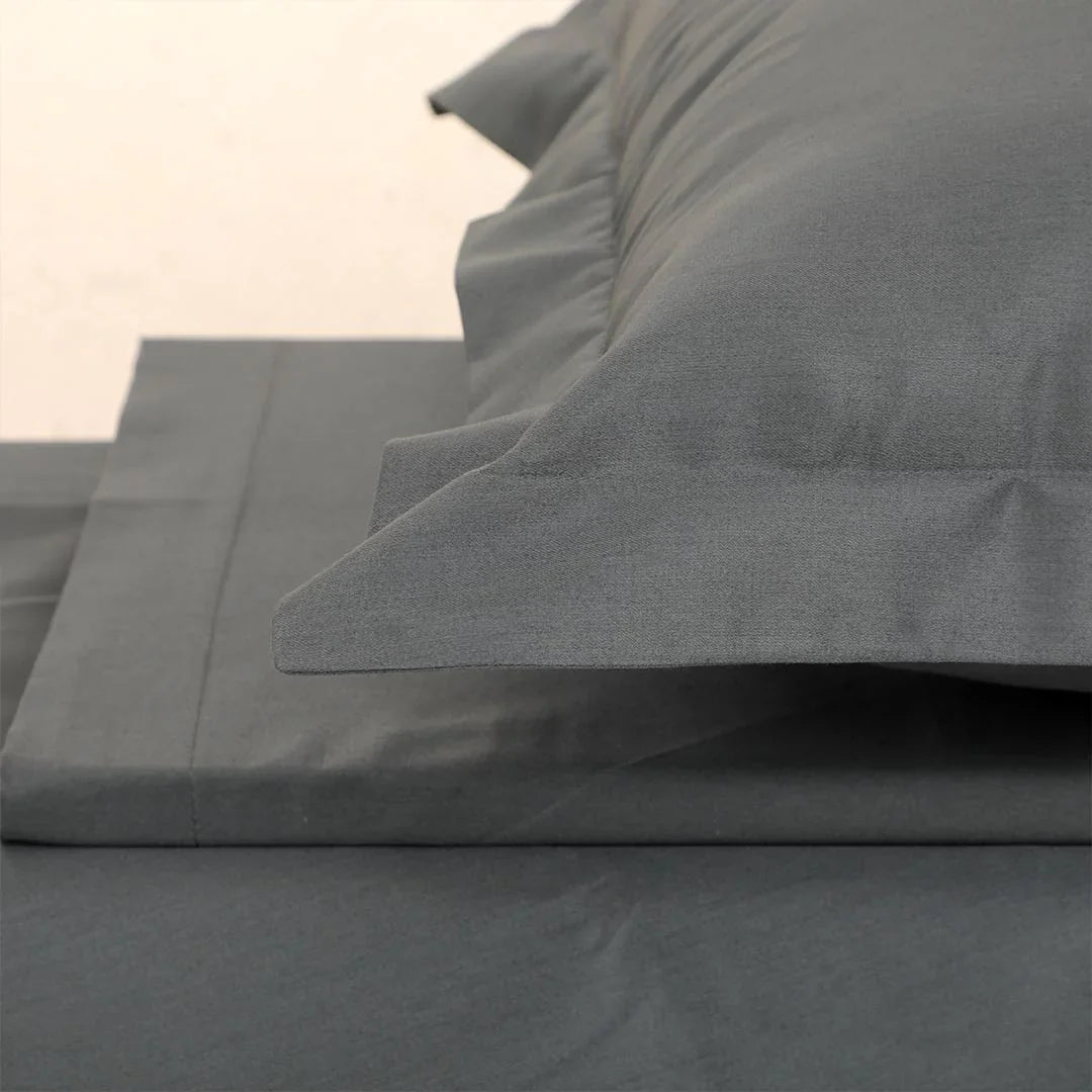 Jennat Carbon Diamond Bedsheet Set