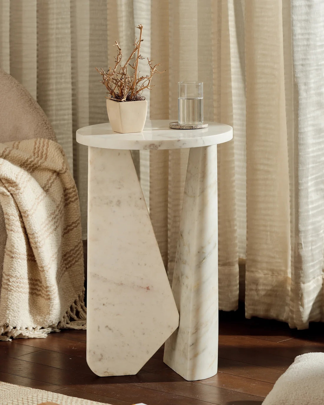 Nula - White Marble | Side Table