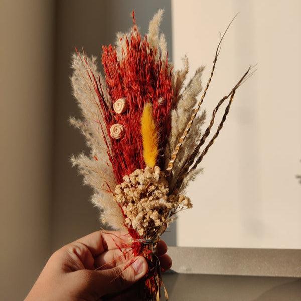 Boho Bunch Dried Flower Arrangement | Rustic Dried Flower Bouquet | Eco-Friendly Floral Bunch