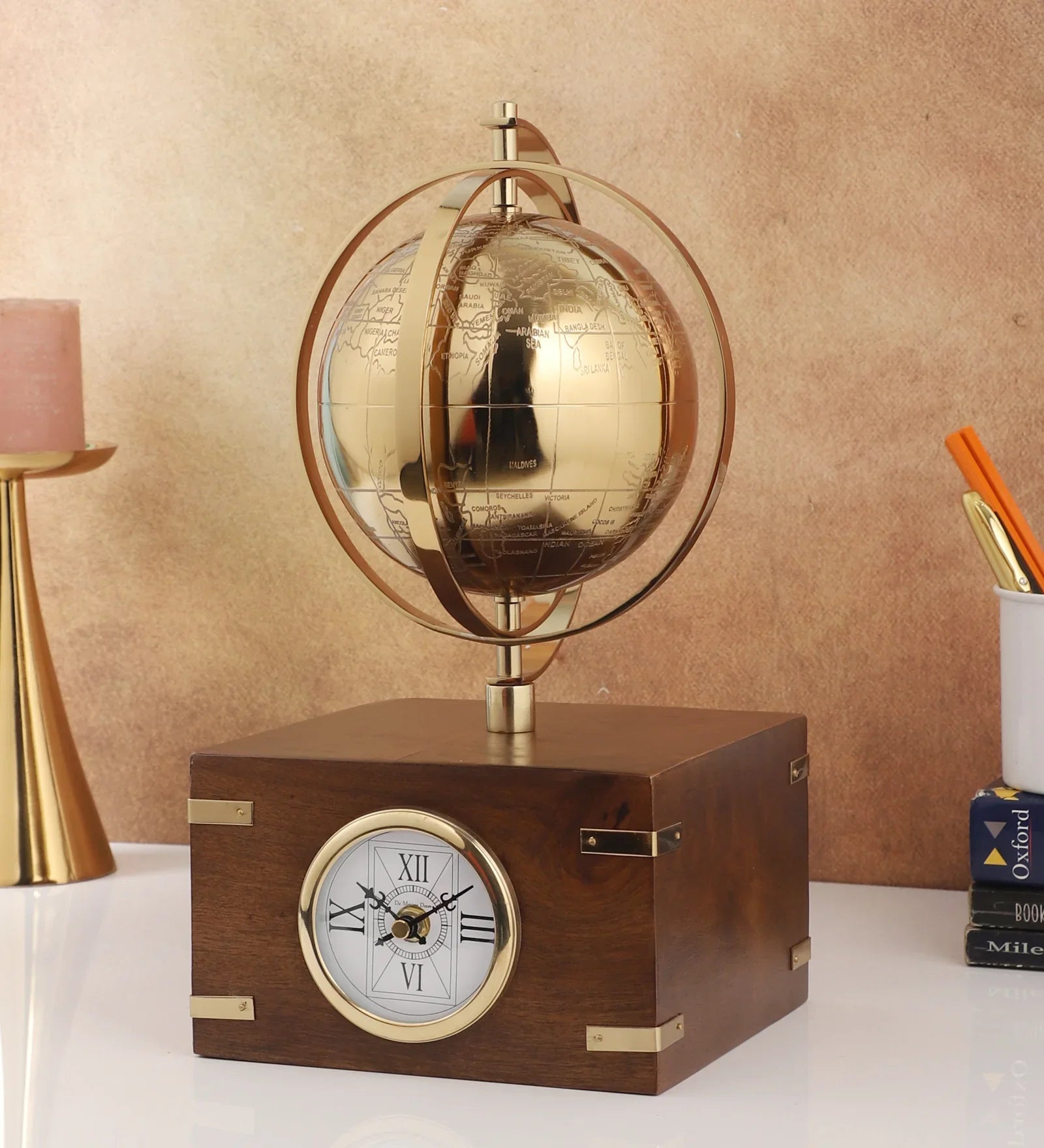 Atlasphere Table Clock