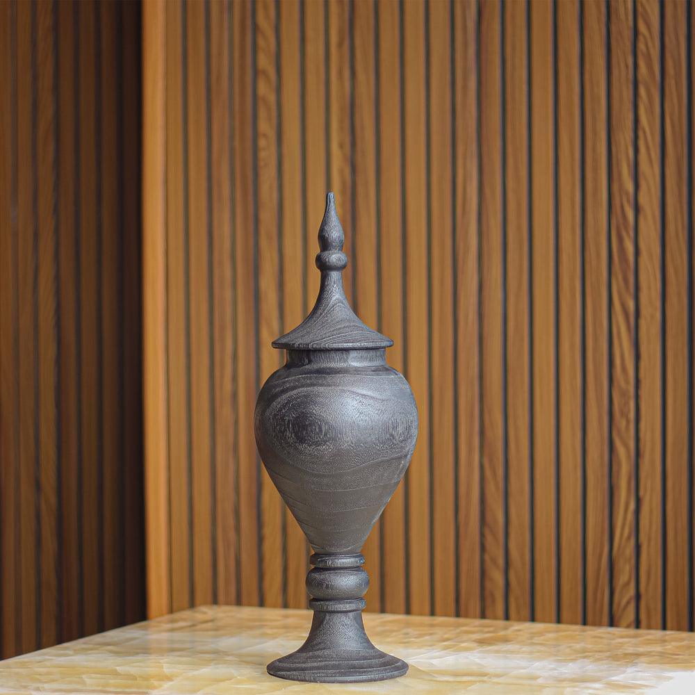 Buckingham Vase With Lid