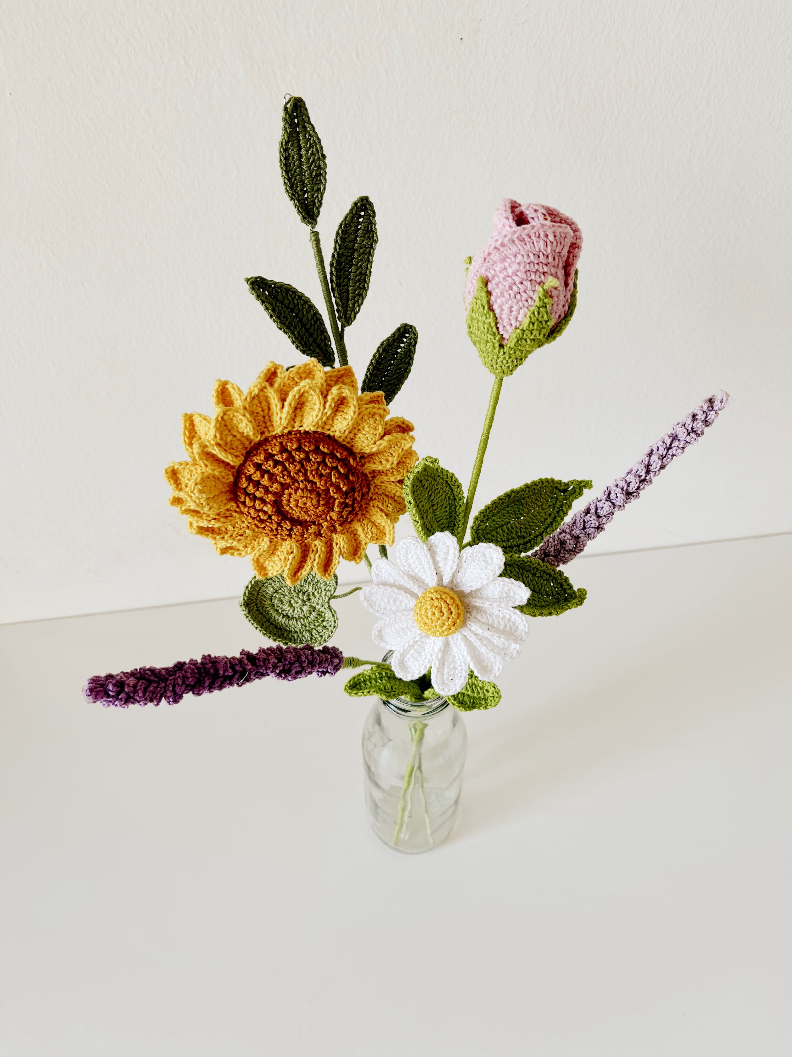 Crochet Sunflower Bouquet - Multicolor / 6 stems