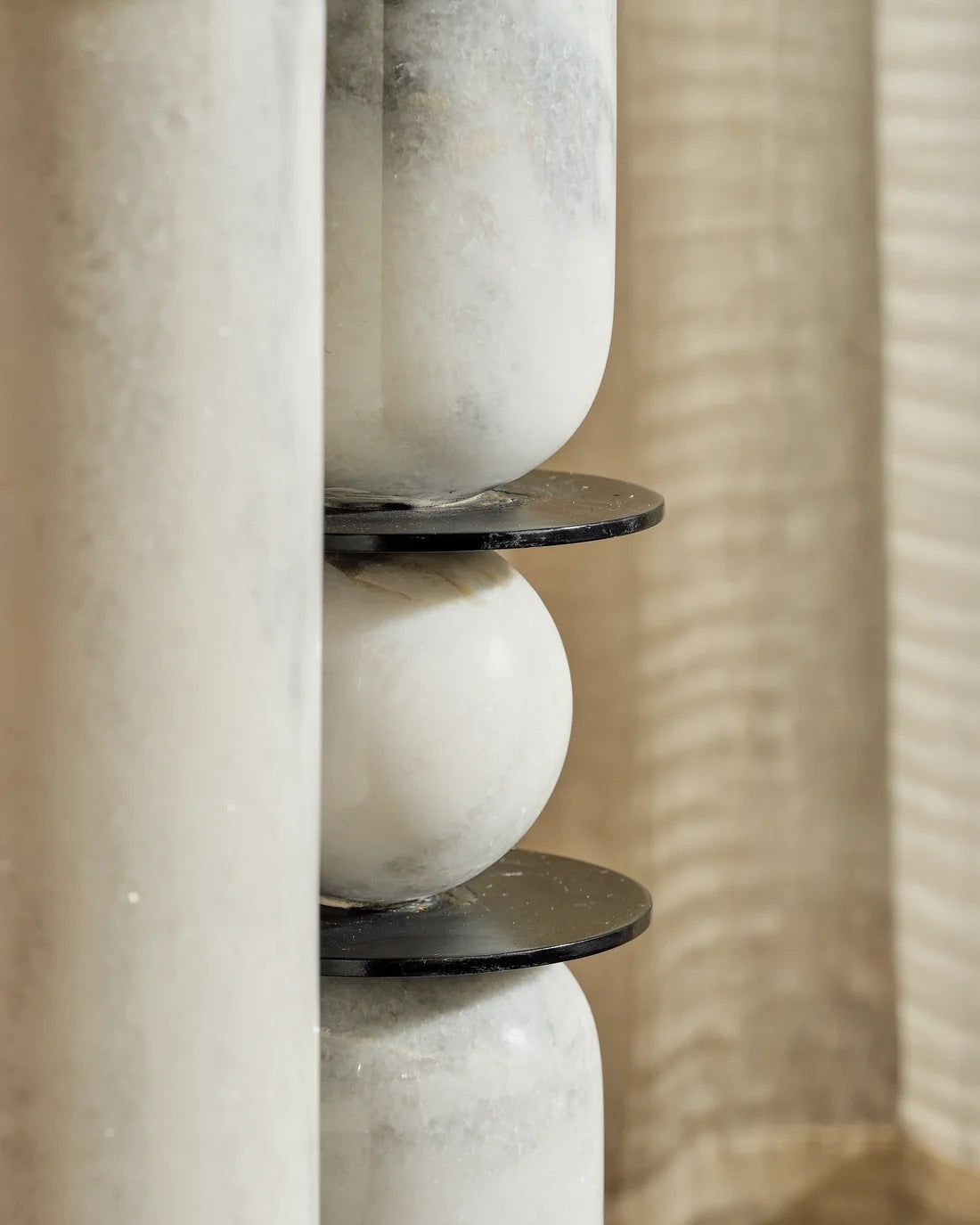 Obblo - Panther white | Side Table