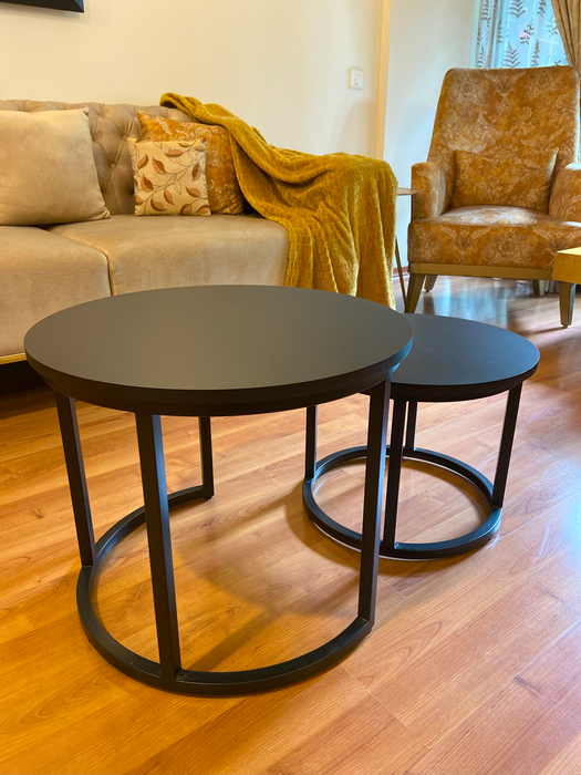 Wooden Set of 2 Nesting Tables