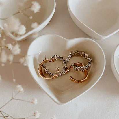 Heart Trinket | Concrete