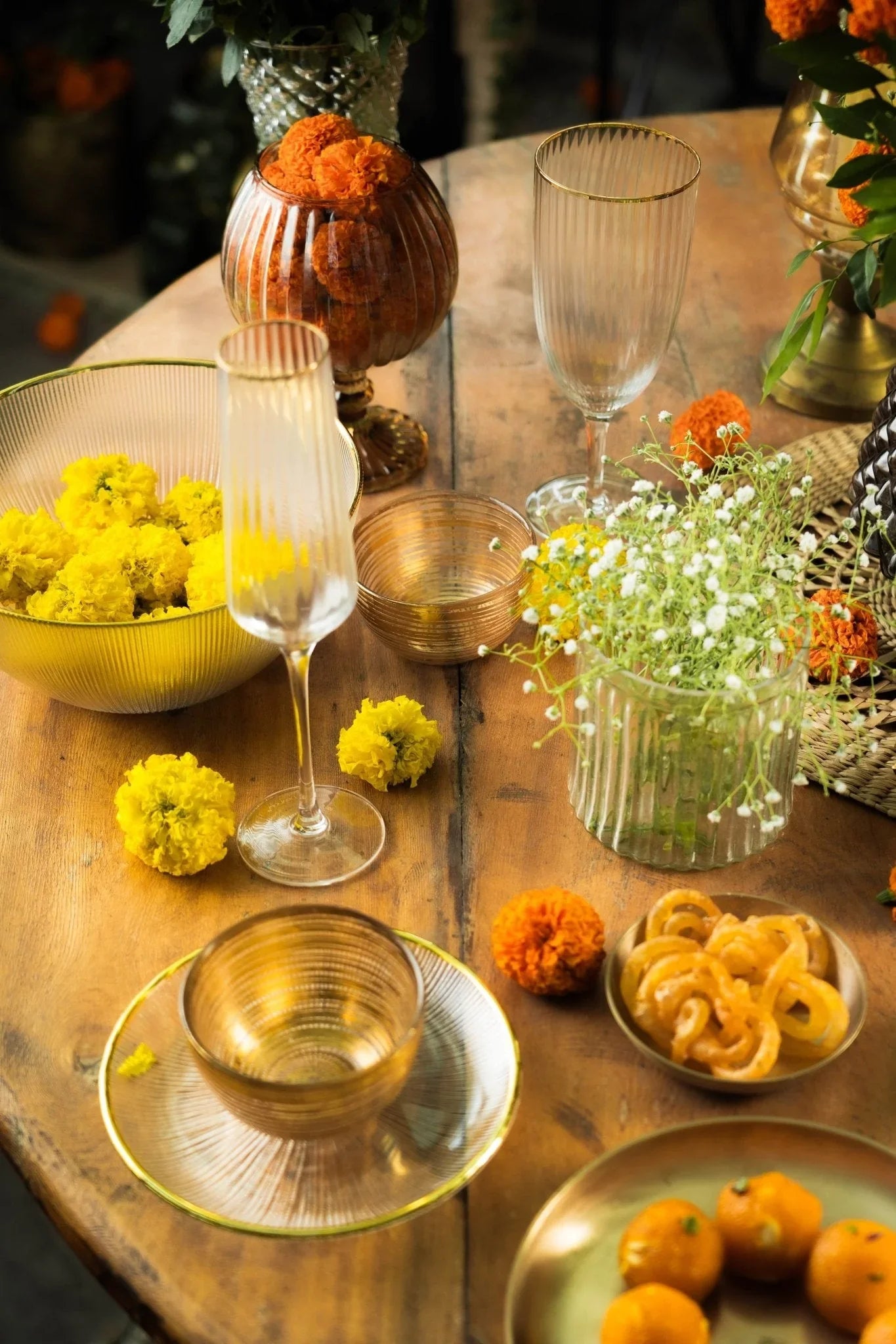 Clear Ribbed Champagne Glasses with Golden Rim Set of 6