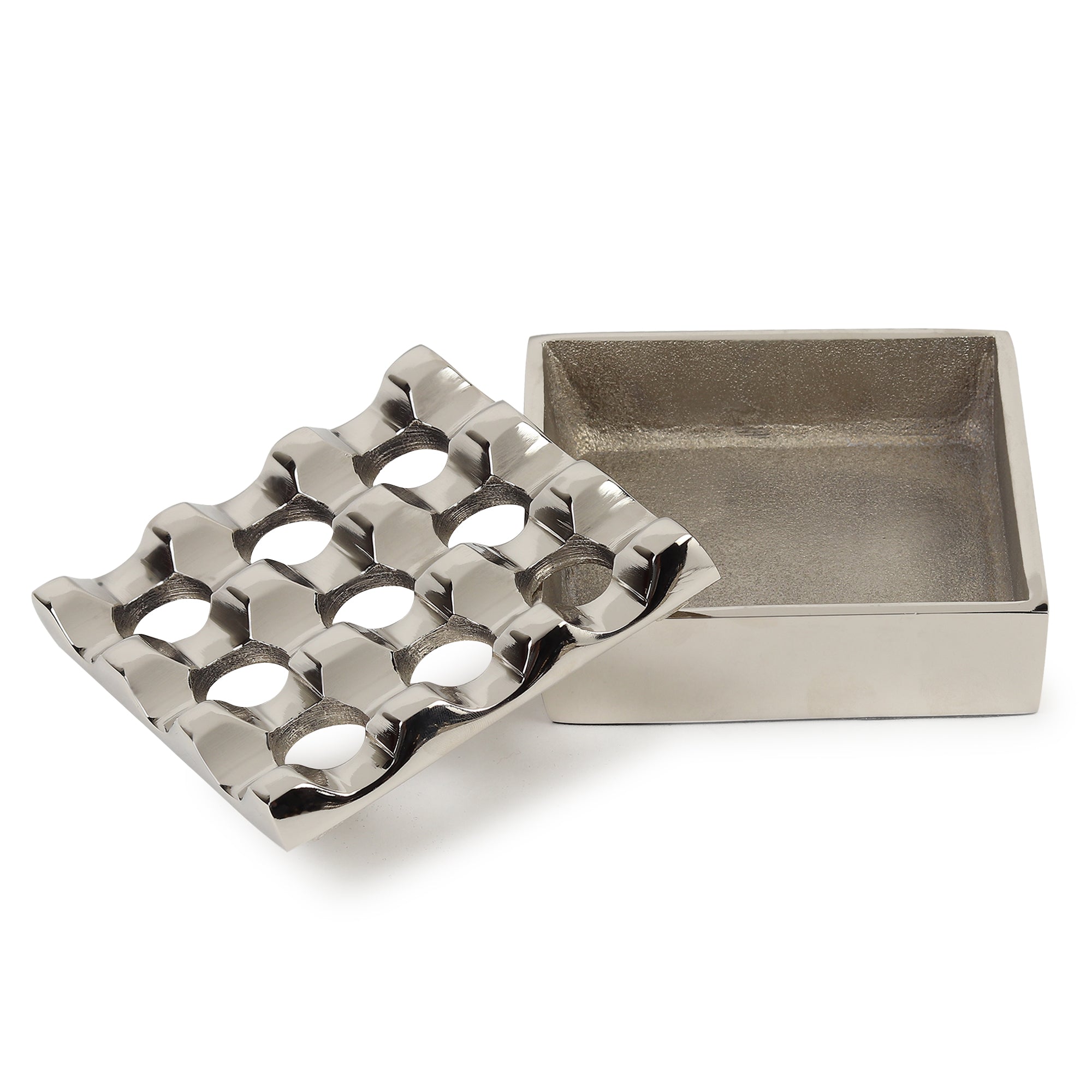 Alaric’s Gold Ashtray – Luxury Aluminium Ashtray in Gold Finish for Modern Home & Table Décor
