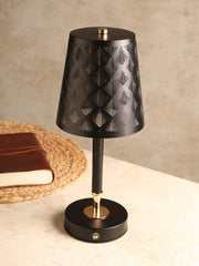 Cavelle Table Lamp