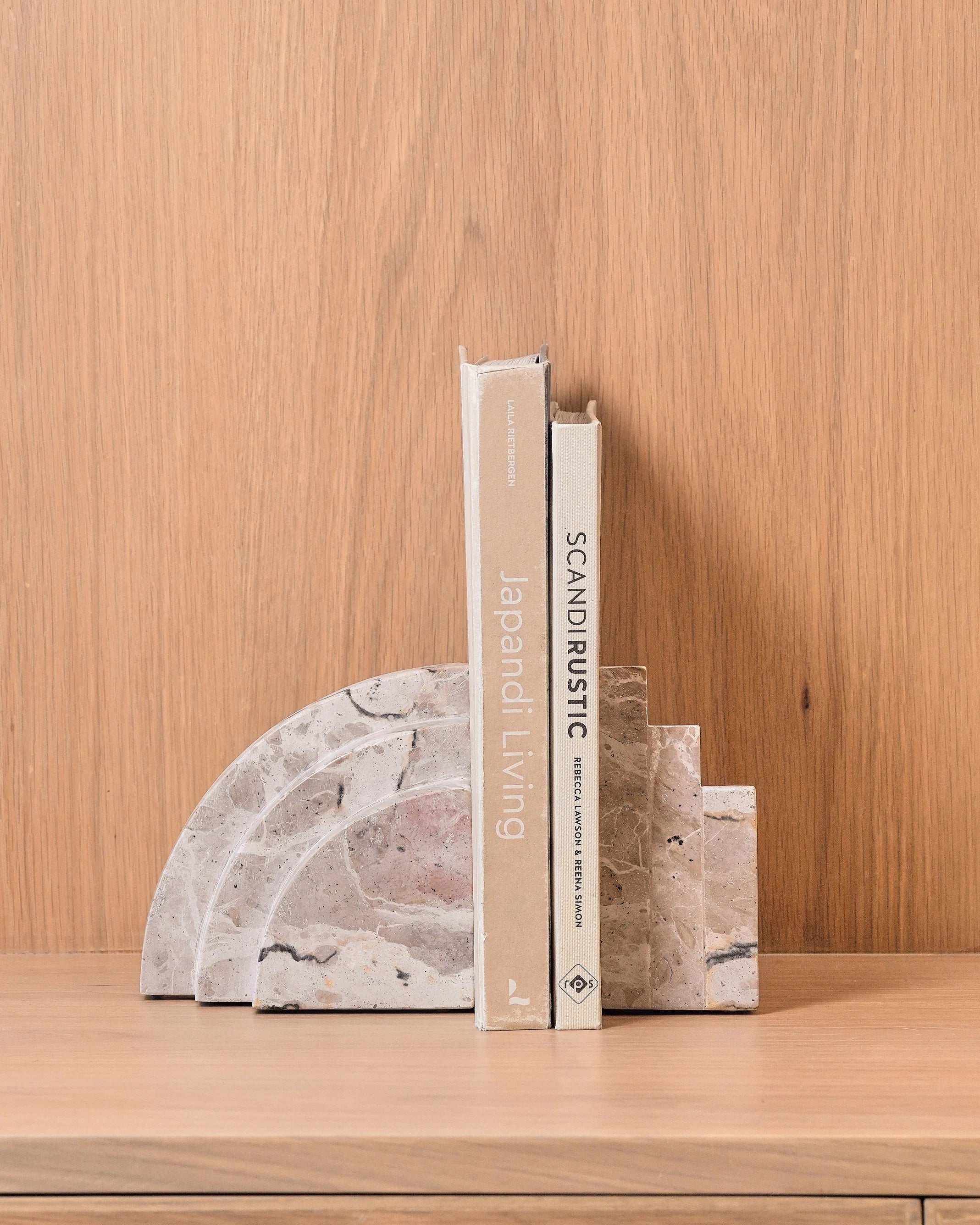 Arcway Bookend