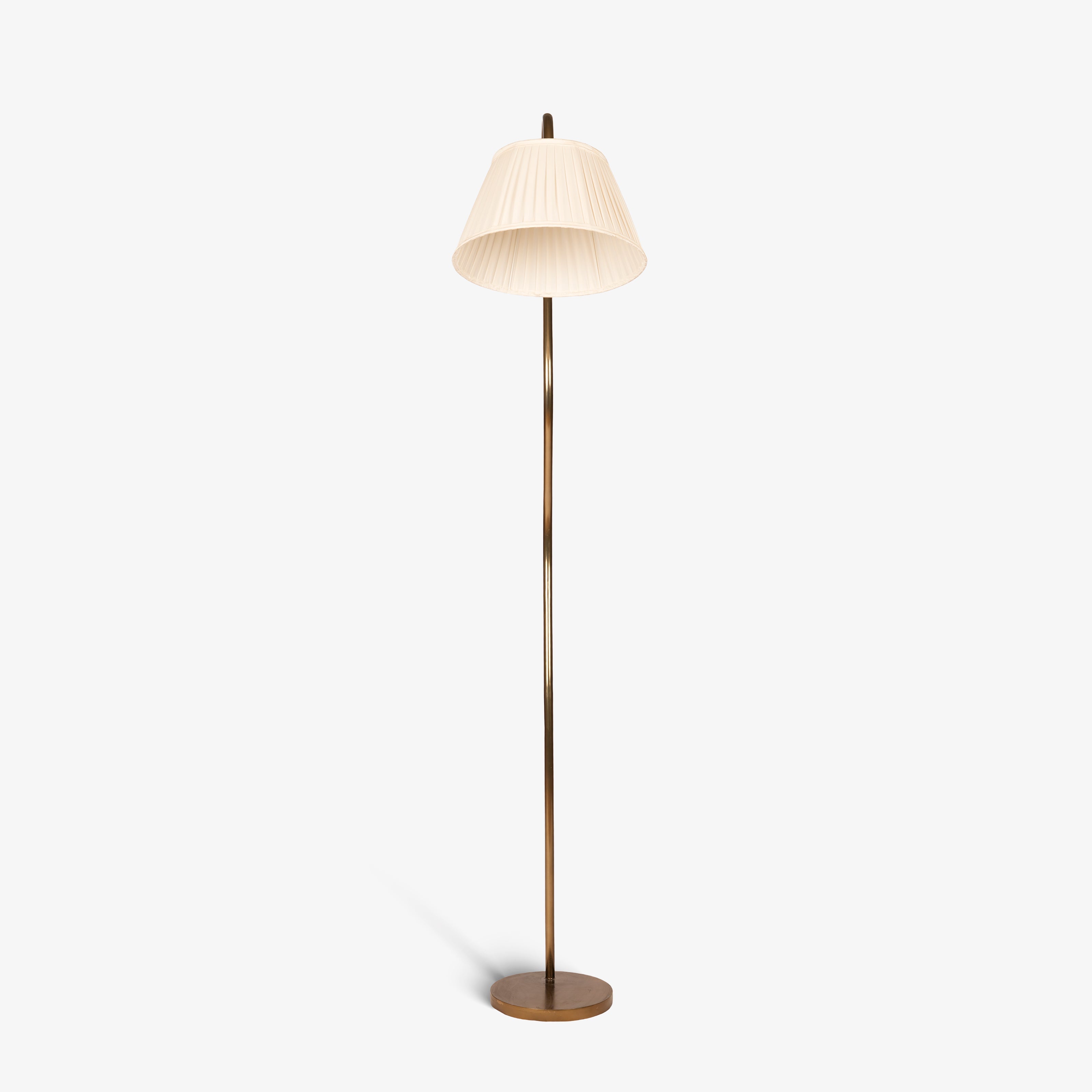 Kaze Floor Lamp