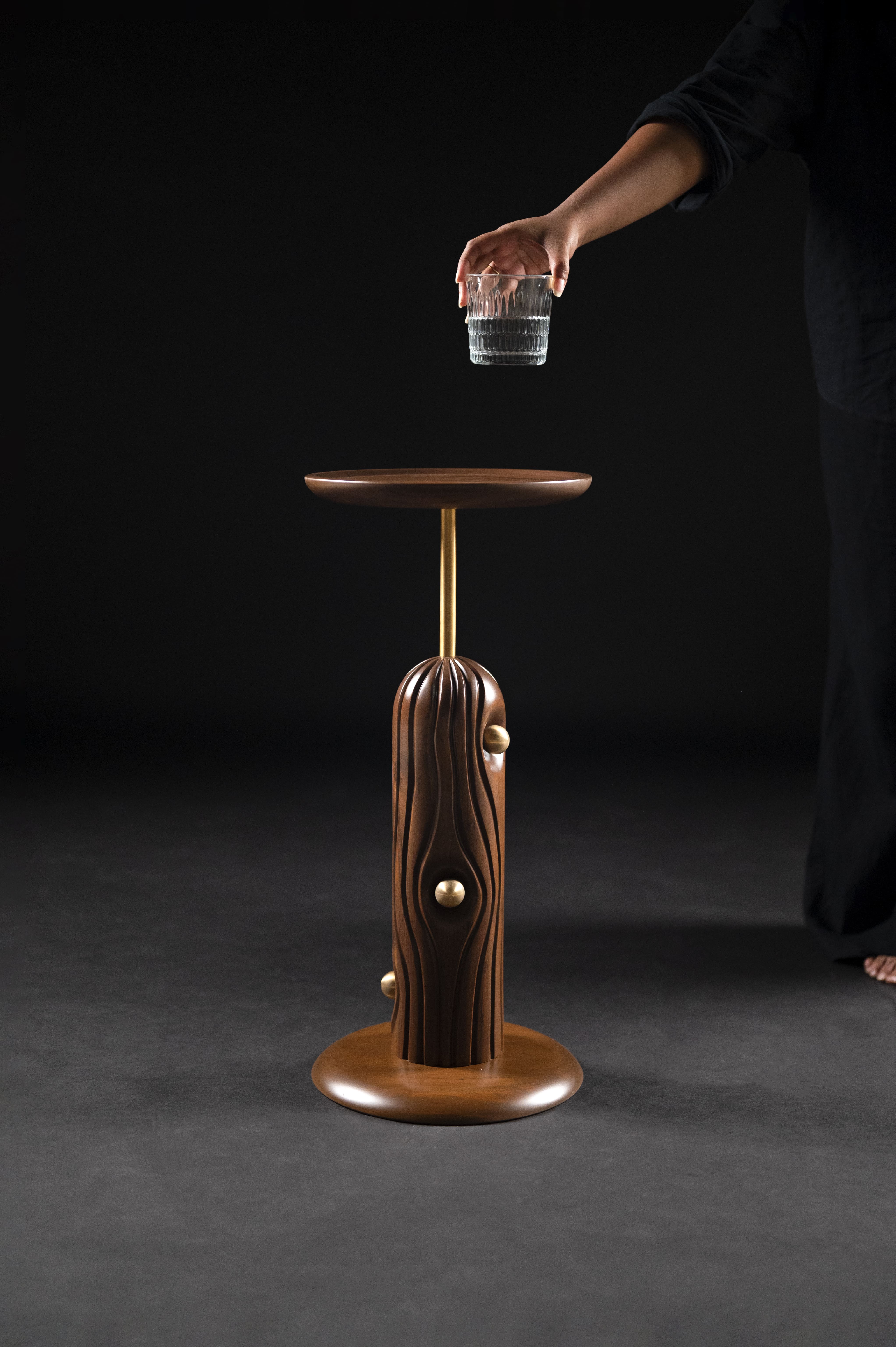 Linea Cocktail Table