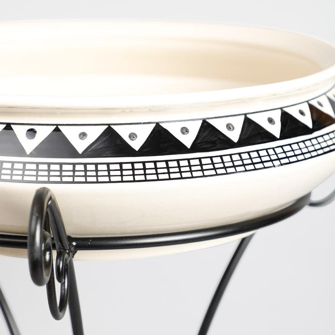 Amiya Birdbath With Stand