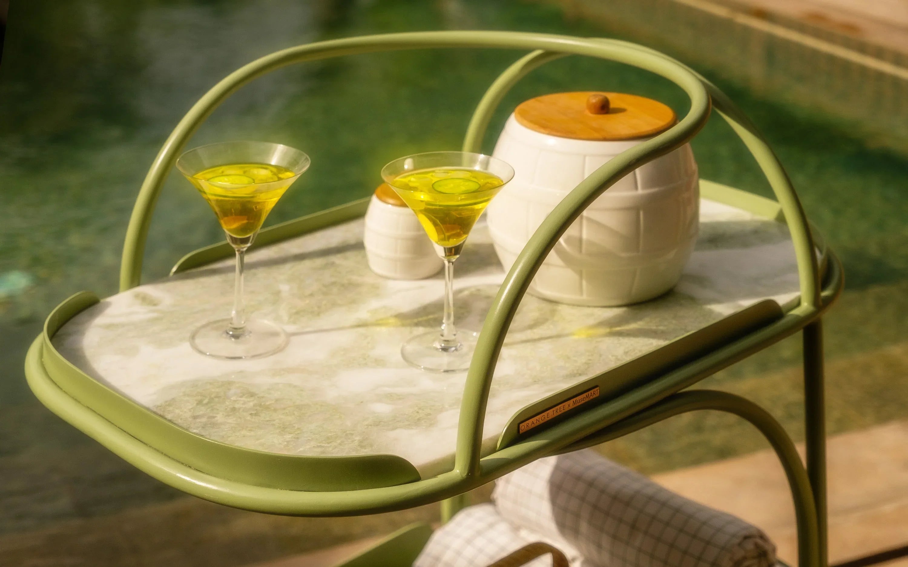 Dastoori Outdoor Bar Trolley