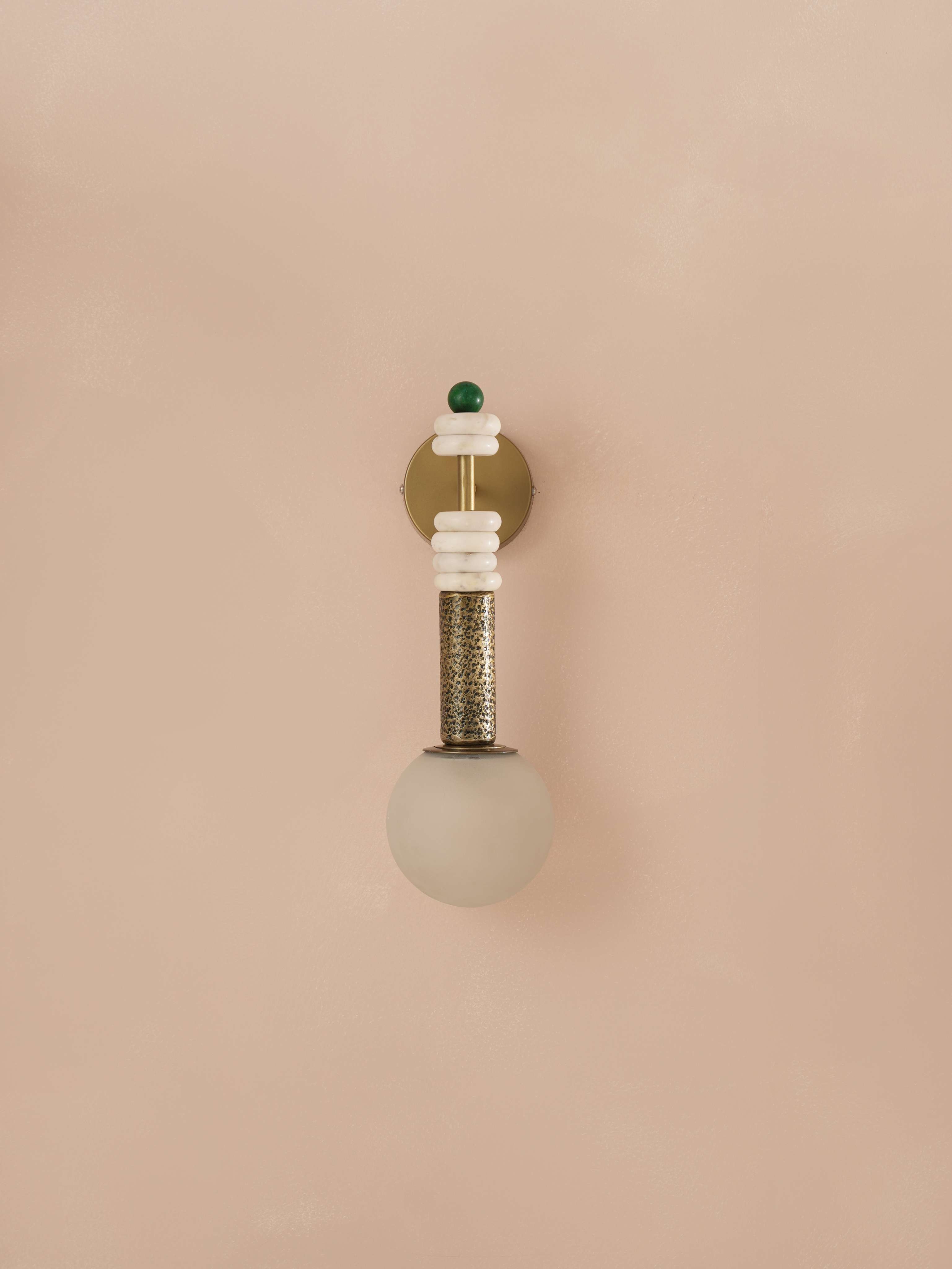 Virga Squat Wall Lamp