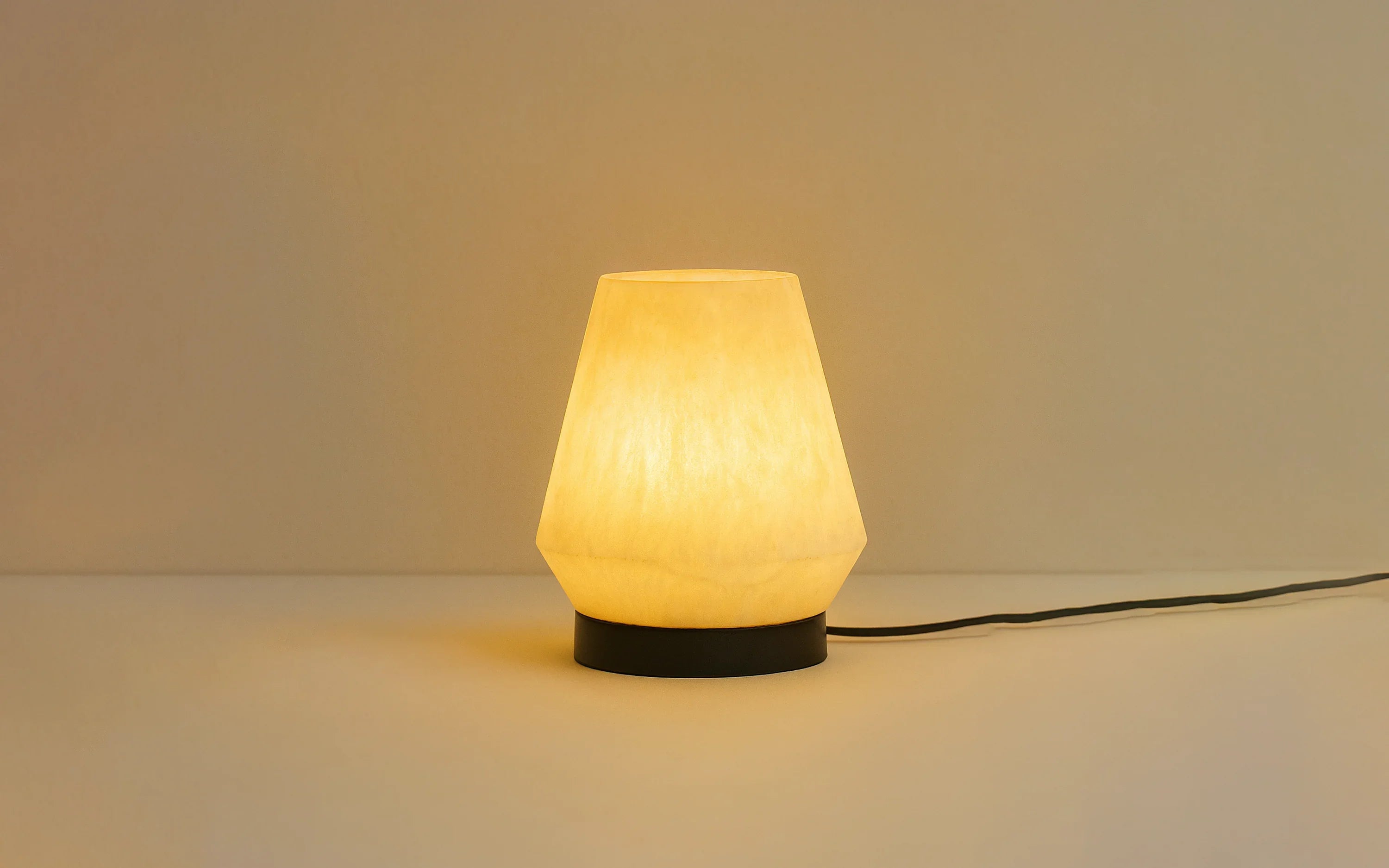 Orira Small Desk Table Lamp