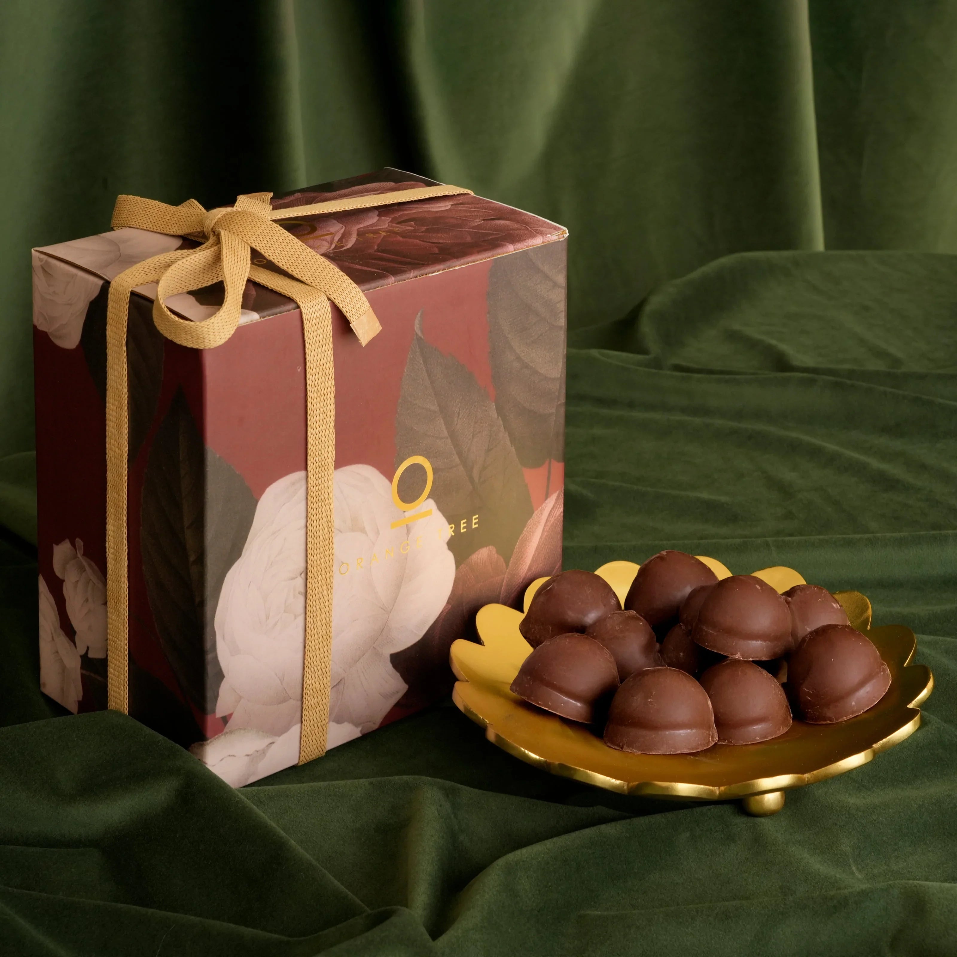 Petalis Bowl | Brass finish