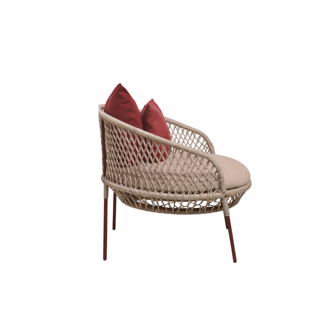 Nestora Lounge