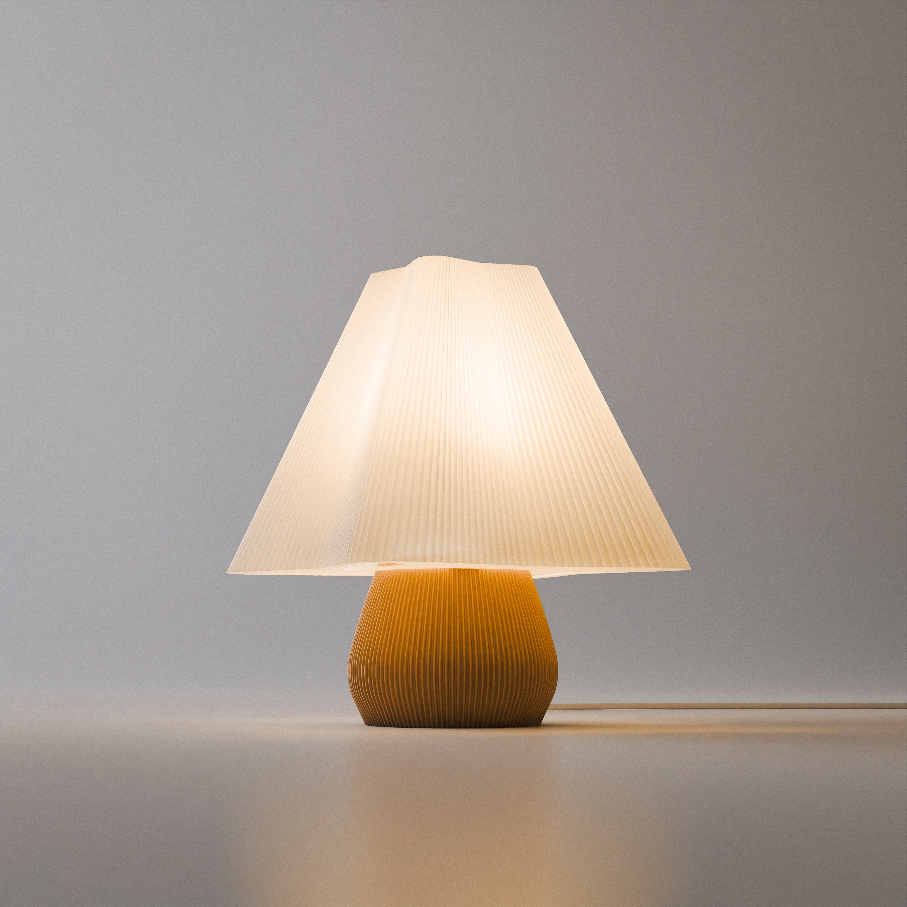 Luma Table Lamp