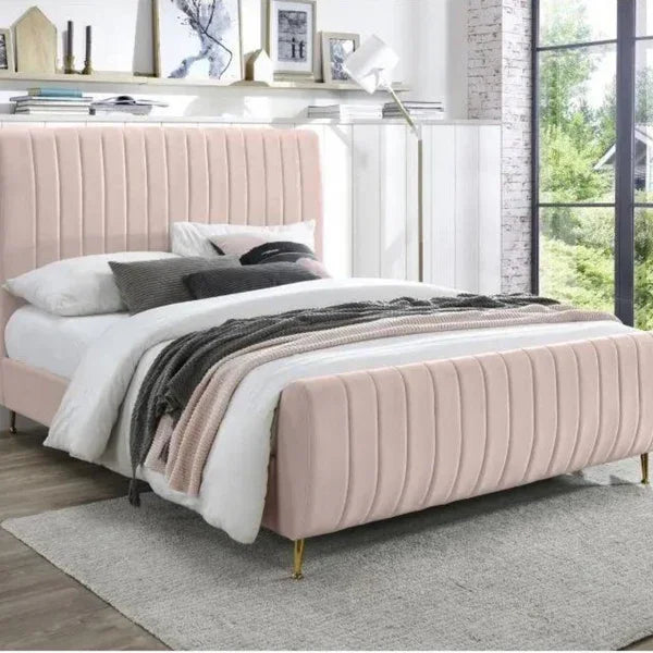 Daisy Velvet Bed in Pink