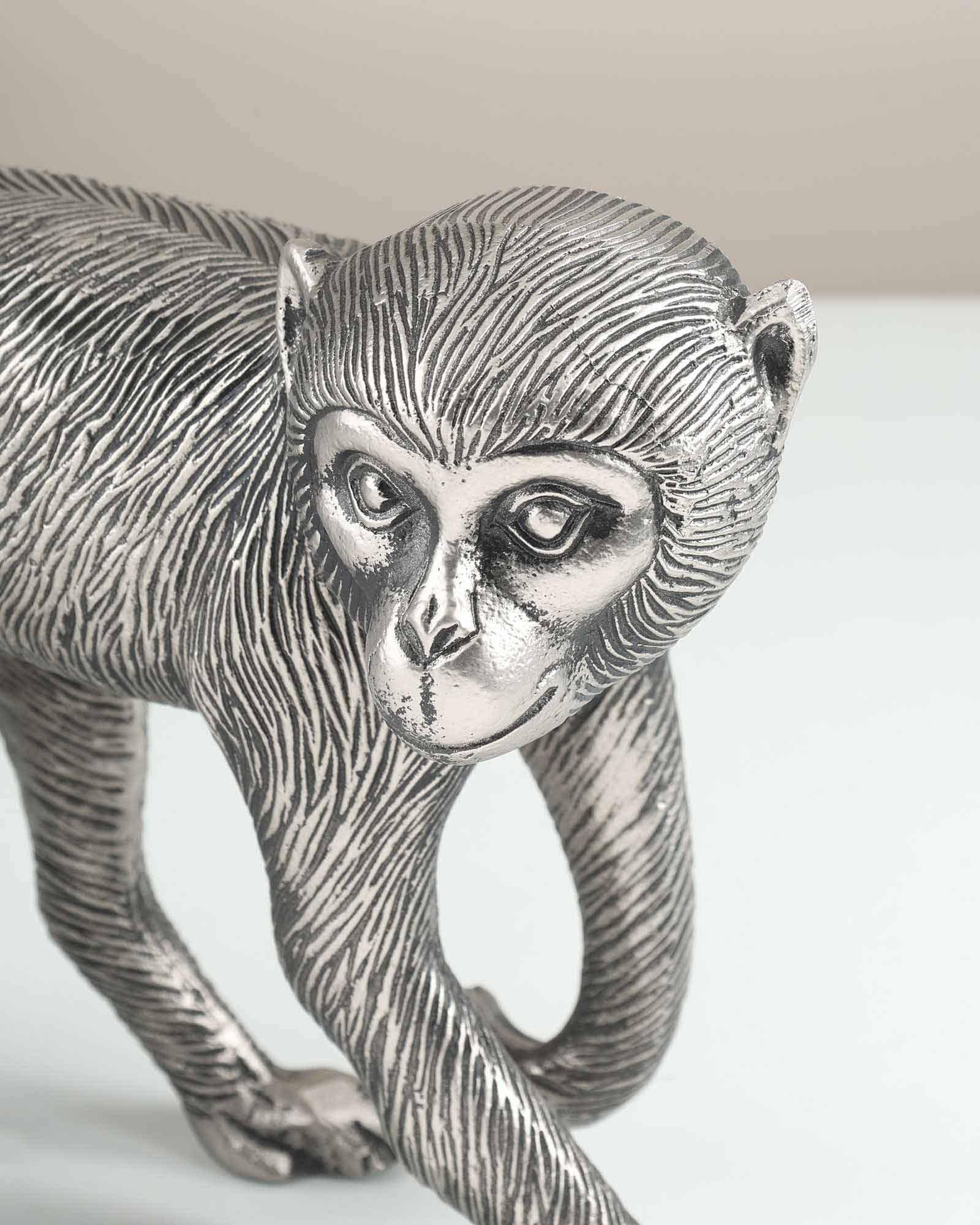 Mono Ant. Table Decor