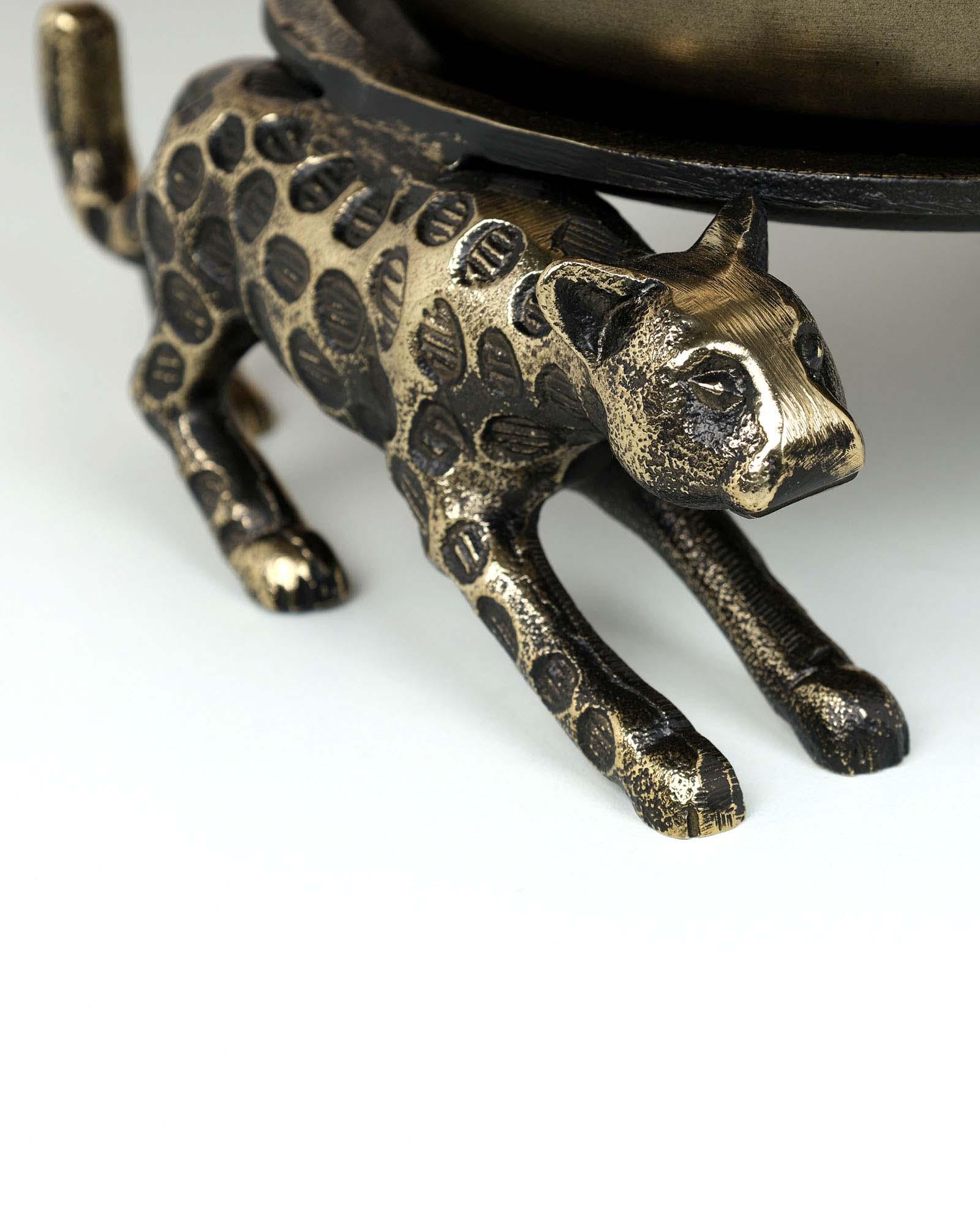 Leticia Panther Table Top Planter