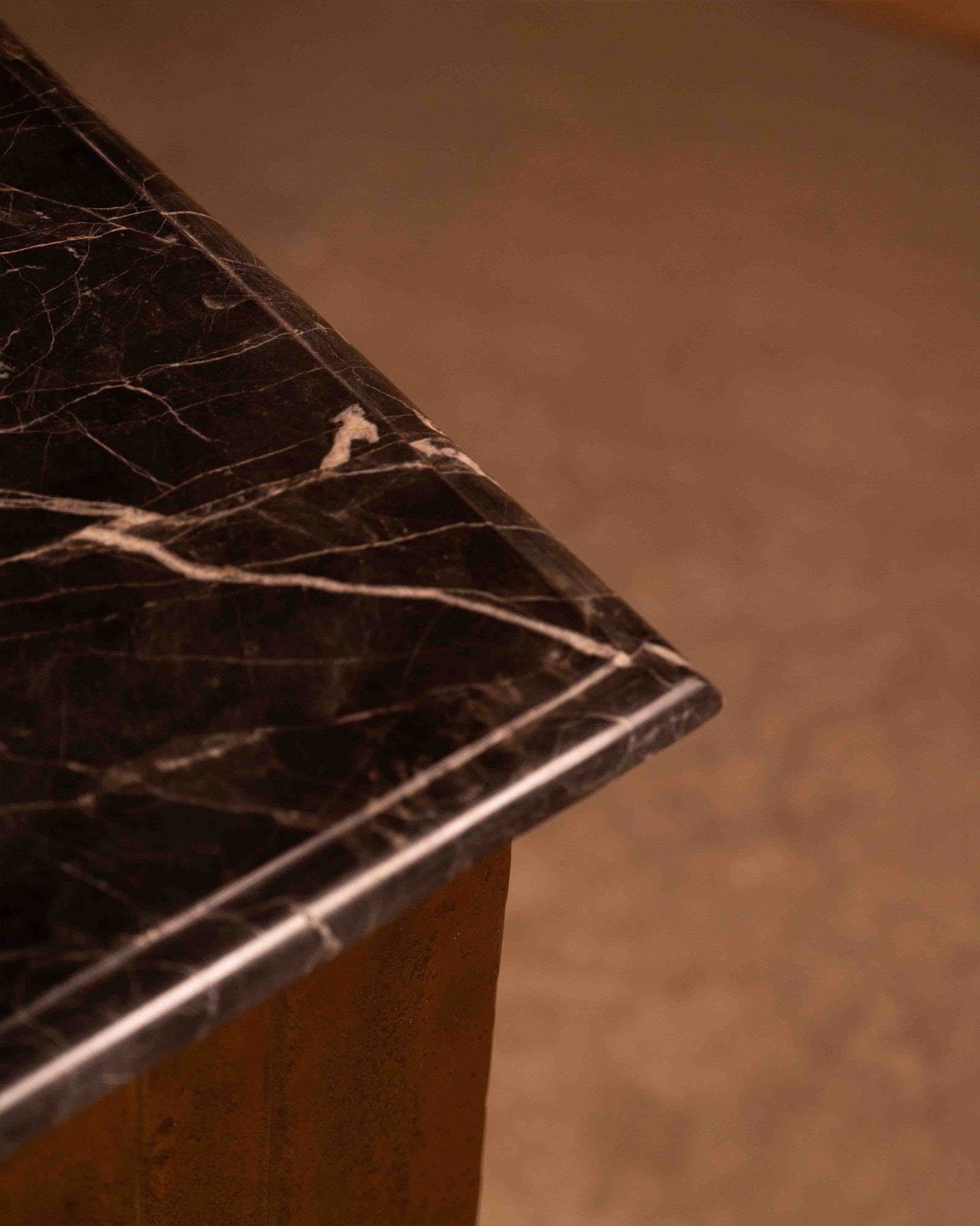 The veil console table