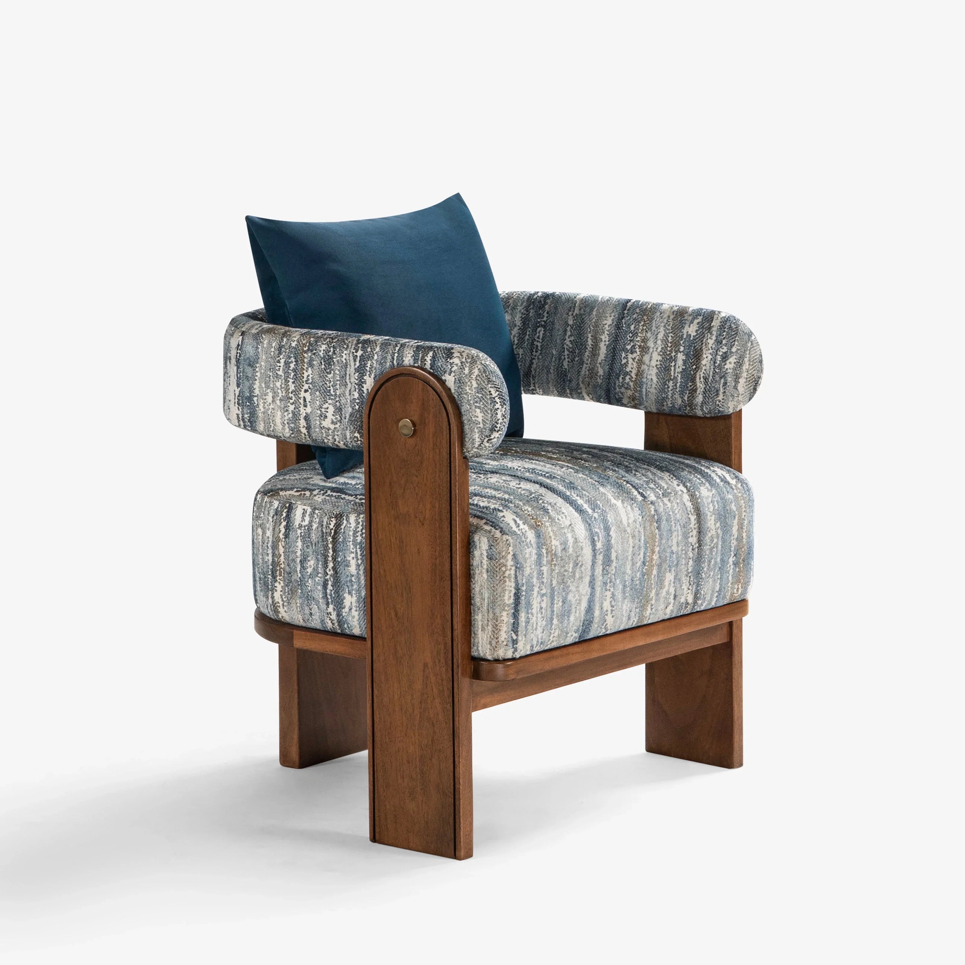 Le Dame Lounge Chair