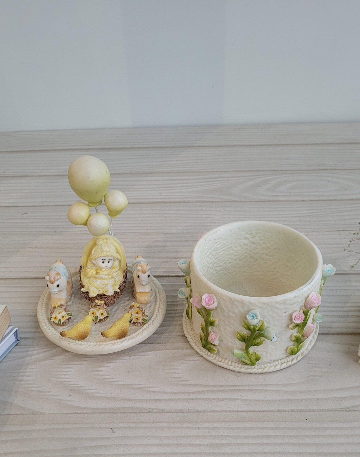 Horse & Birds Ivory