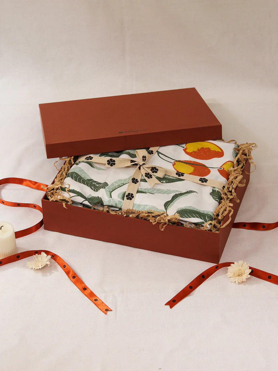 Amra Bedsheet Set Gift Box