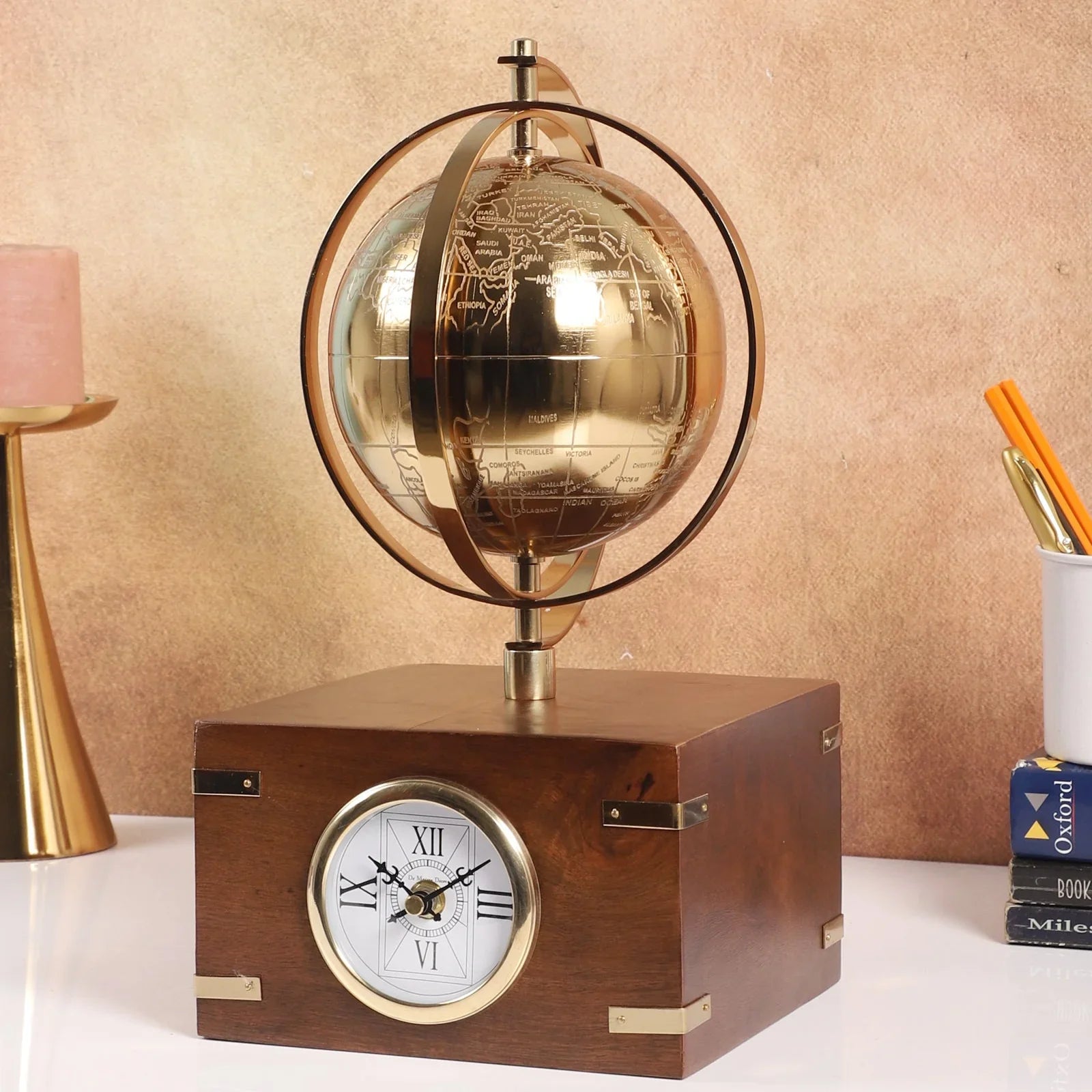 Atlasphere Table Clock
