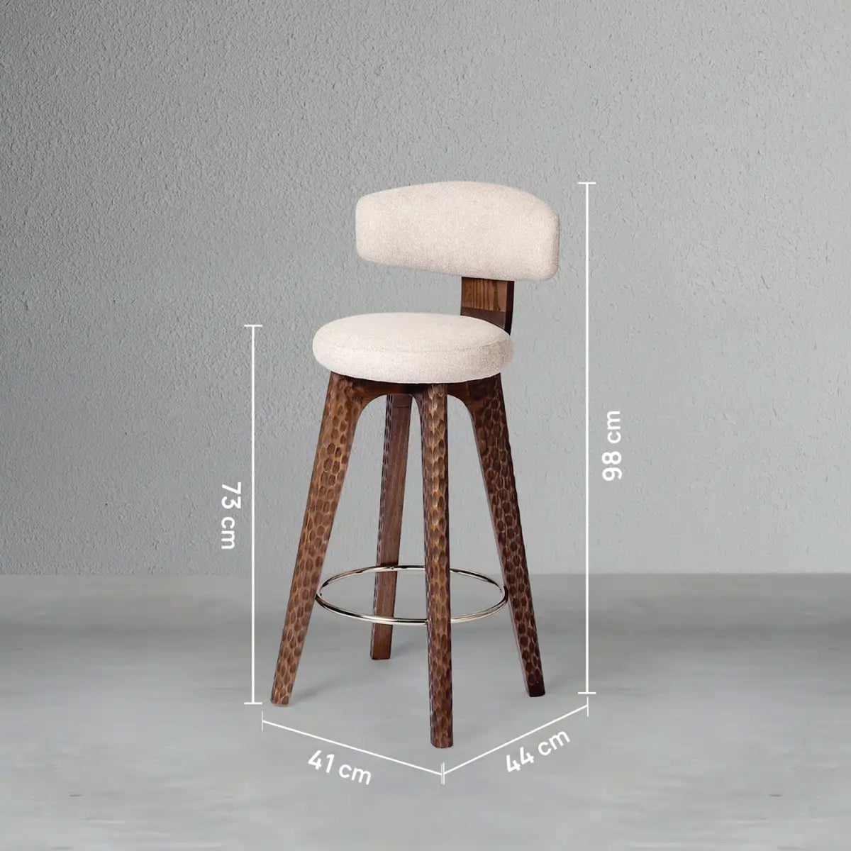 Halo Chiseled High Chair